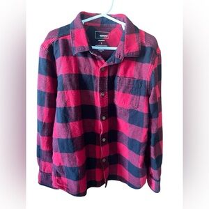 Sonoma Red/black Buffalo Plaid 100% button up long sleeved shirt. Boys size 7